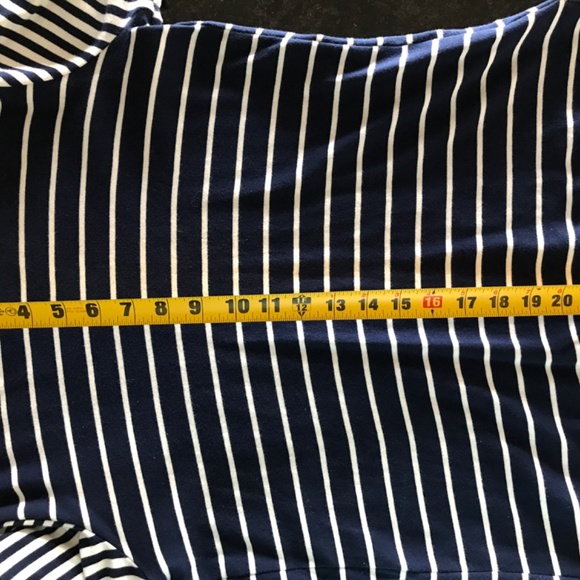 Lands End Womens Top Size Medium - Picture 7 of 7